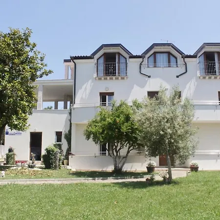 Casa de hóspedes Villa Lion Zambratija